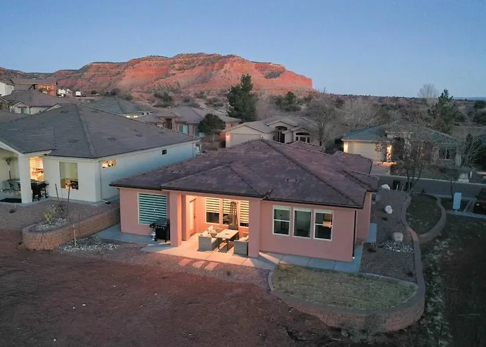Red Canyon Bunkhouse At Kanab - New West Properties